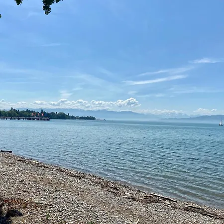 Galerie Rosenstrasse - Seenahe, Modern Gestaltete Wohlfuehloase Apartman
