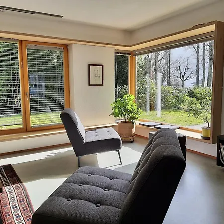 Galerie Rosenstrasse - Seenahe, Modern Gestaltete Wohlfuehloase Apartman *