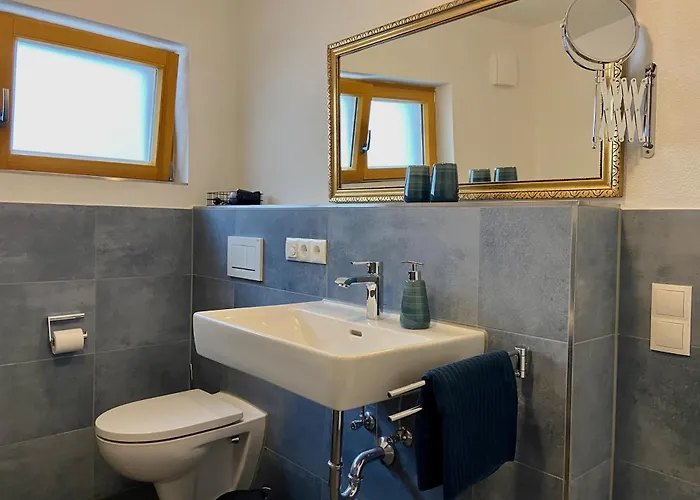 Galerie Rosenstrasse - Seenahe, Modern Gestaltete Wohlfuehloase *