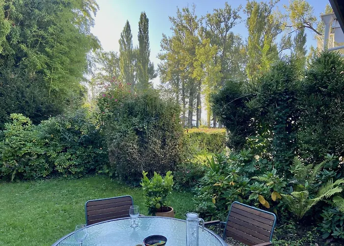 Galerie Rosenstrasse - Seenahe, Modern Gestaltete Wohlfuehloase Apartman